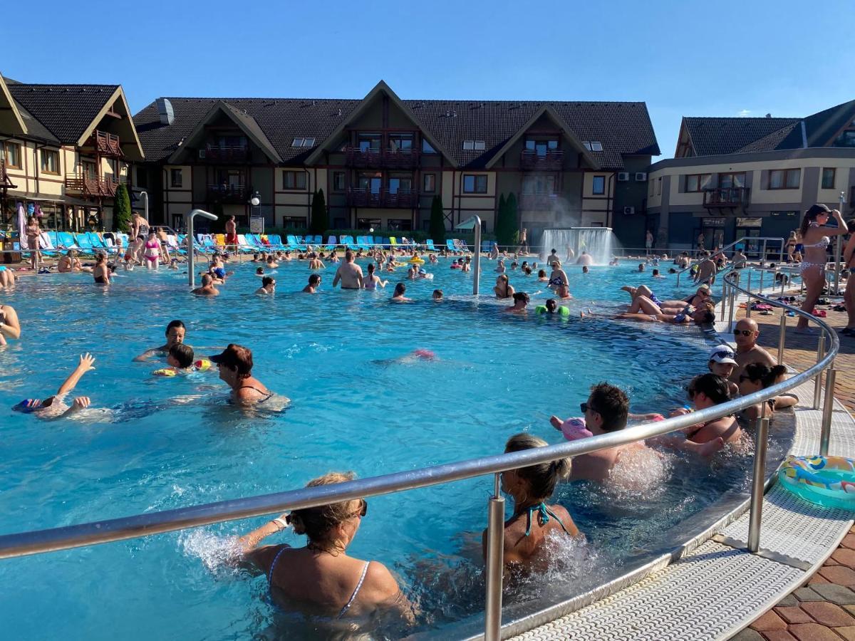 Apartment Family Besenova - Free Swimming Pool Zewnętrze zdjęcie