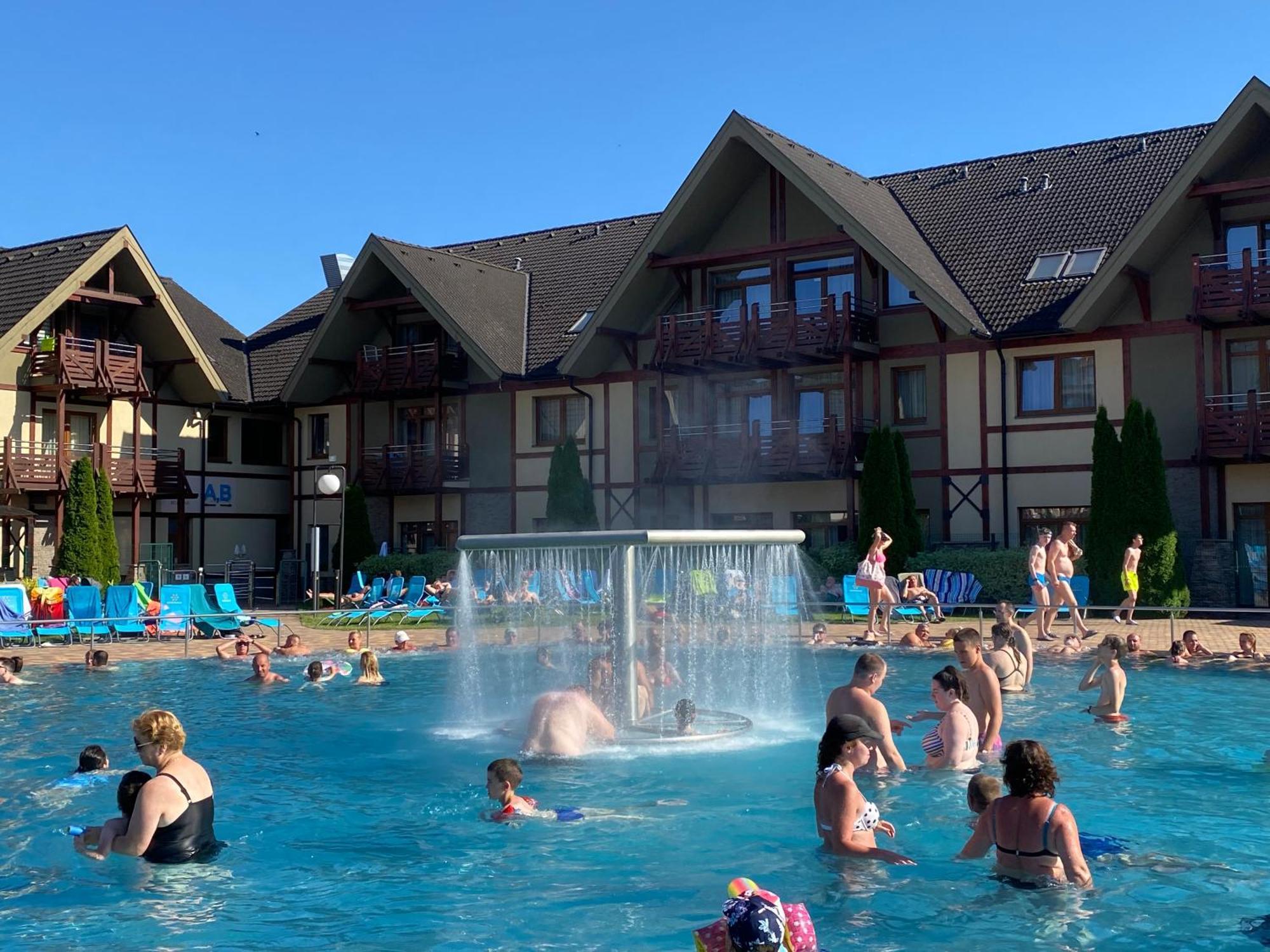Apartment Family Besenova - Free Swimming Pool Zewnętrze zdjęcie